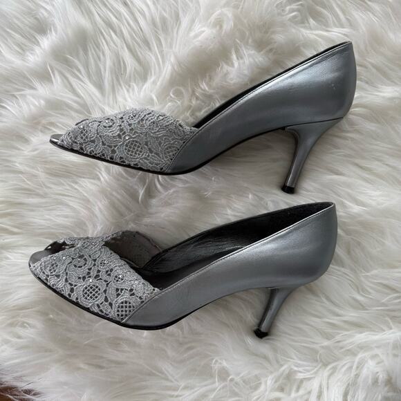 Stuart Weitzman | Women’s Silver Chantelle Chantilly Lace Leather Peep Toe Heels - Picture 8 of 14